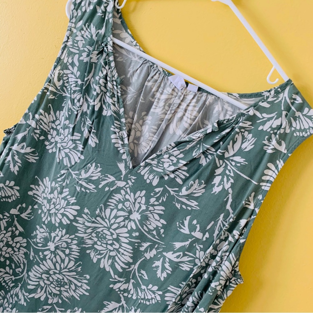 Gap Women’s Size XL Green Floral Dress